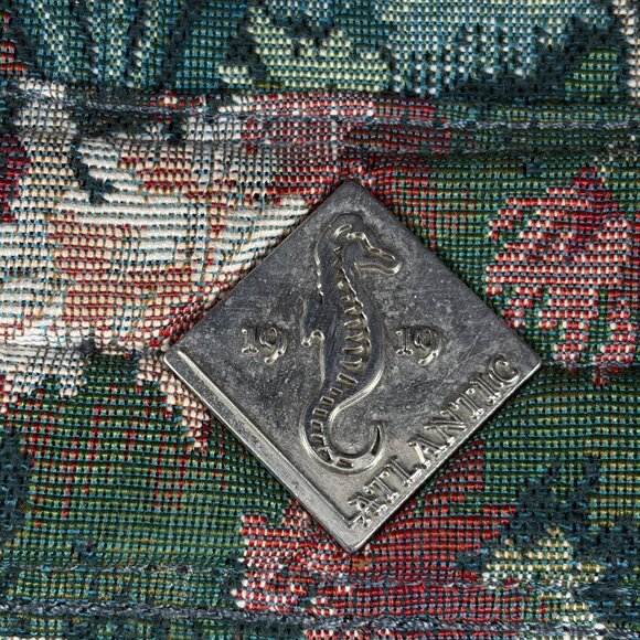 Atlantic Floral Tapestry Carry-On Bag With Dual Zippers - Picture 6 of 10